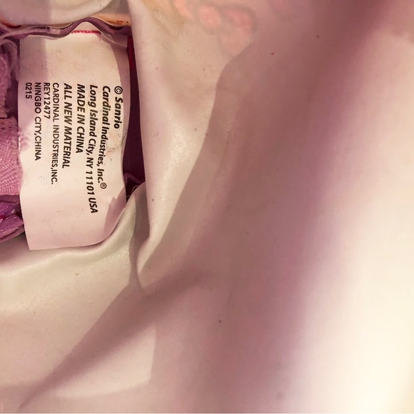 Hello Kitty Rainbow Insulated Lunch Box and Pencil Case - Picture 5 of 6